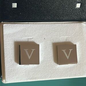 New Dual Monocle Monogrammed “V” Cufflinks Silver Tone in Gift Box